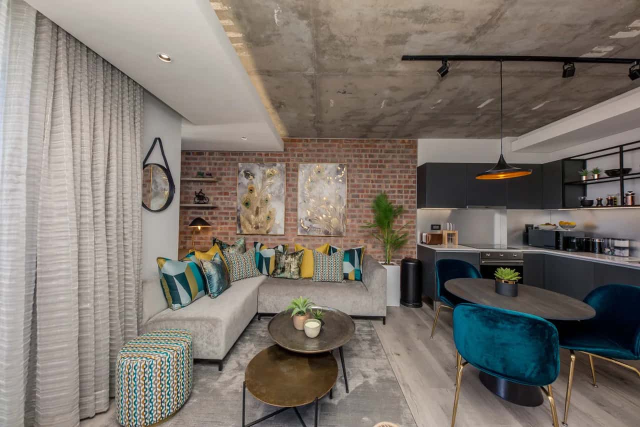 Beautifully Decorated City Apartment