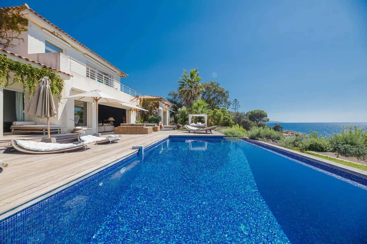 Beautiful Seafront Villa With Large Patinated Wooden Terrace
