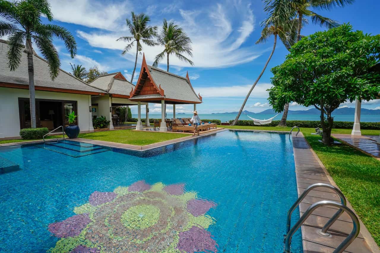 GRAND VILLA FAMOUS FOR EVENTS AND PARTIES