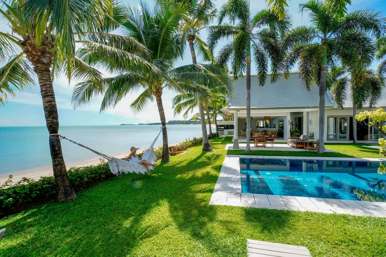 Stunning Beachfront Villa With Spacious Grounds
