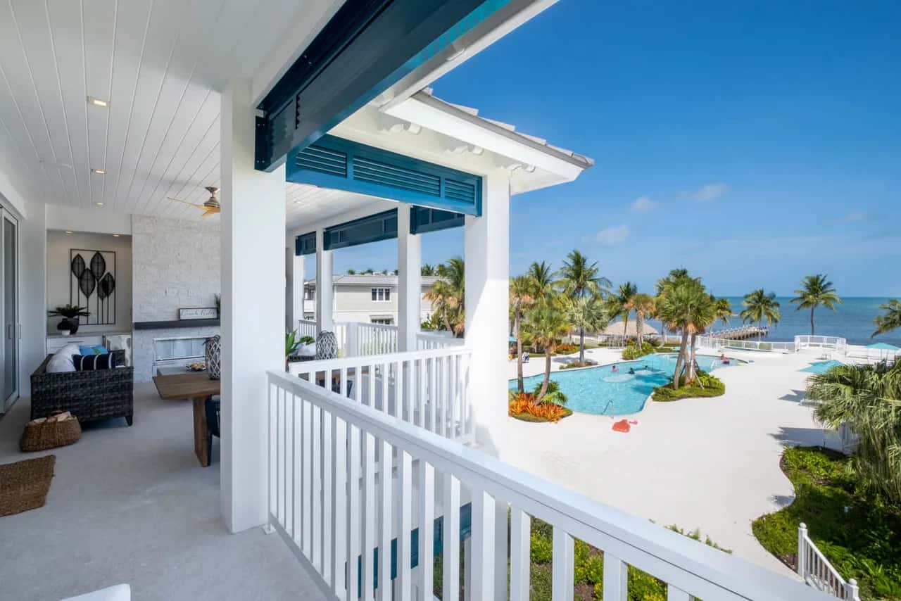 Beachfront Penthouse with Ocean Views in Orlando