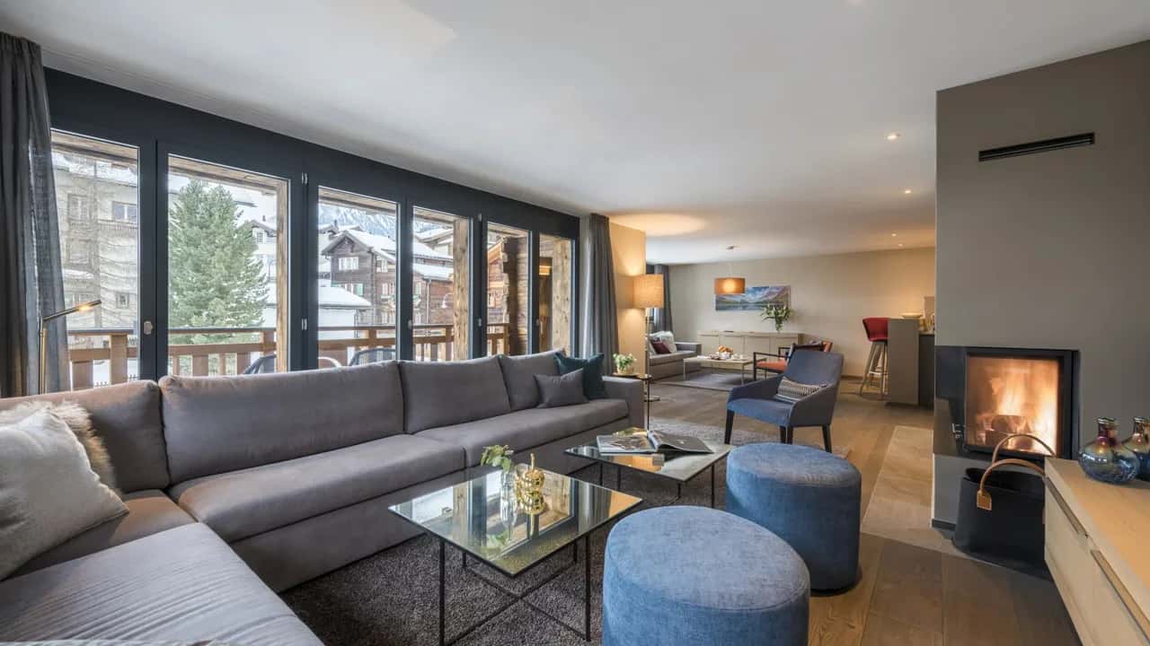 Amazing residence with stone’s throw access from the center of the town