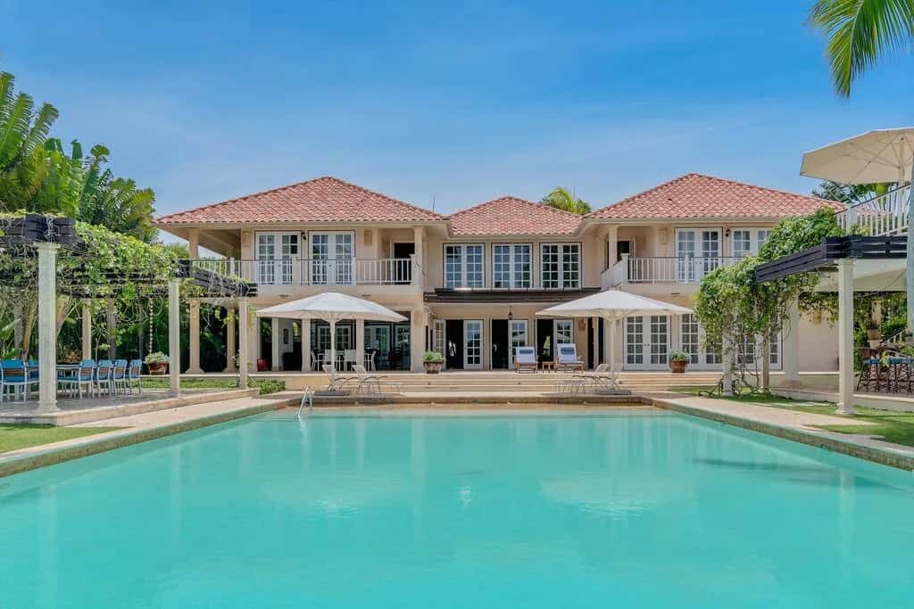 Luxurious Nine Bedroom Villa with Private Pool in Punta Cana