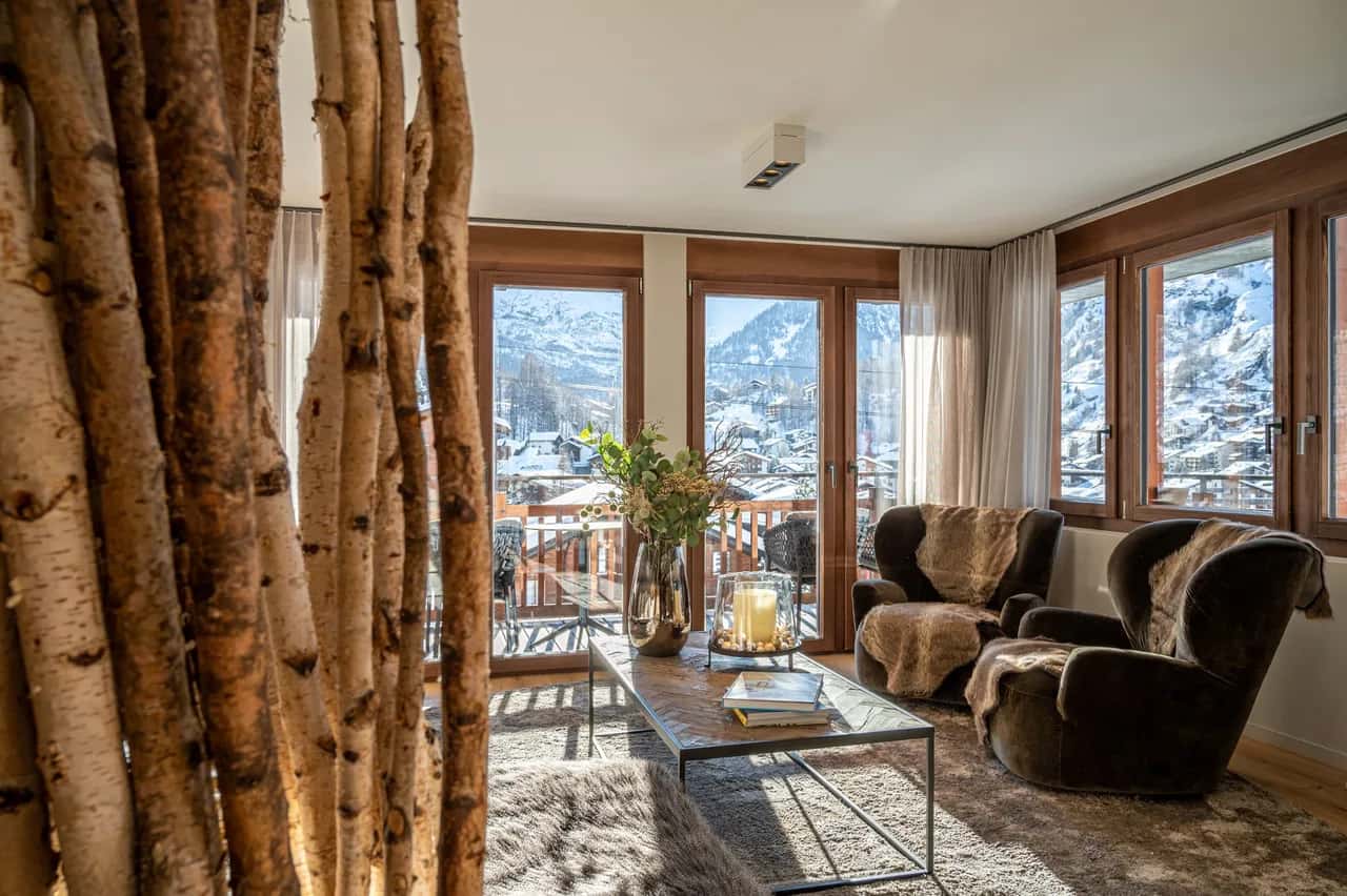Beautifully High-quality Finish Apartment