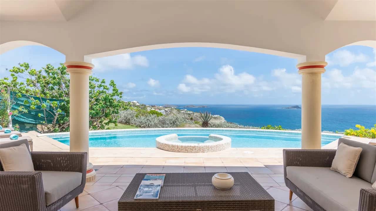 Caribbean-style Villa in a Private Estate