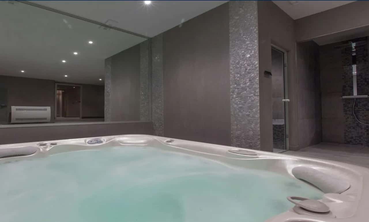 Beautiful chalet located a few steps from the slopes