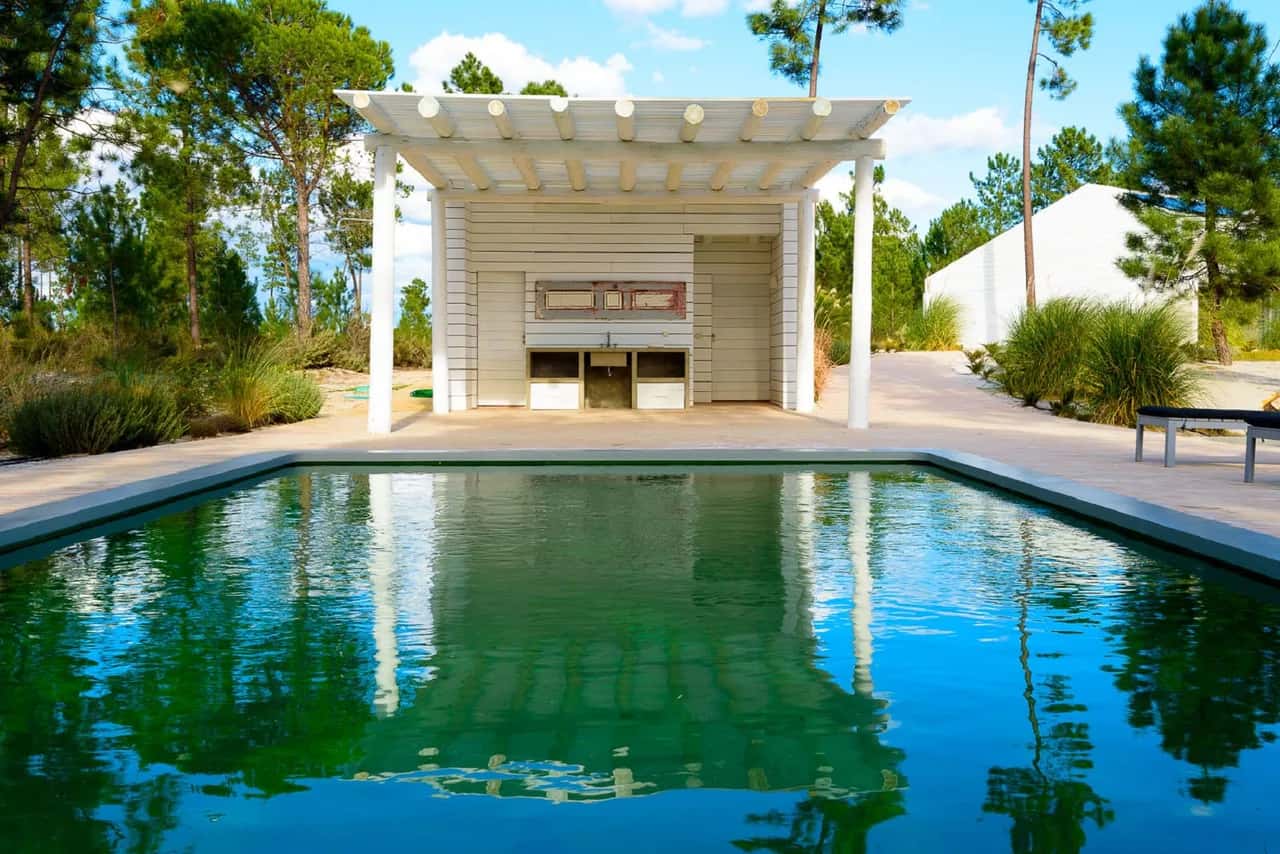 Exquisite Villa With Phenomenal Architecture