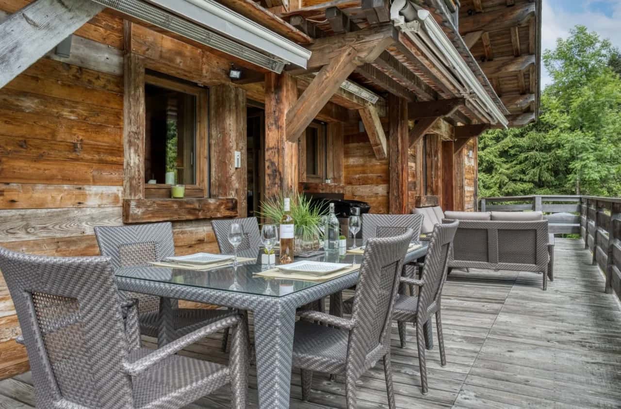 Prime Luxury Chalet with Sauna and Jacuzzi