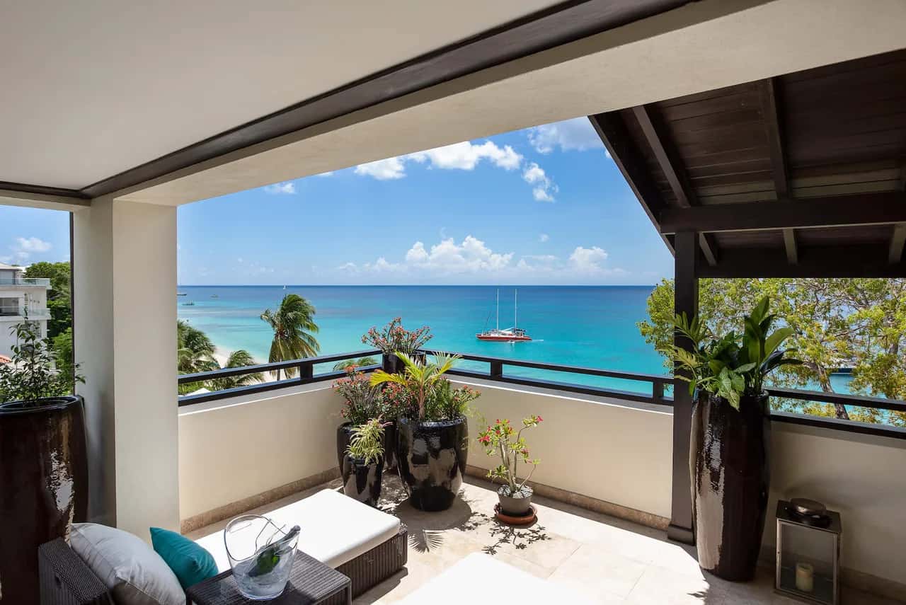 Luxuriöses 3-Zimmer-Penthouse in Paynes Bay
