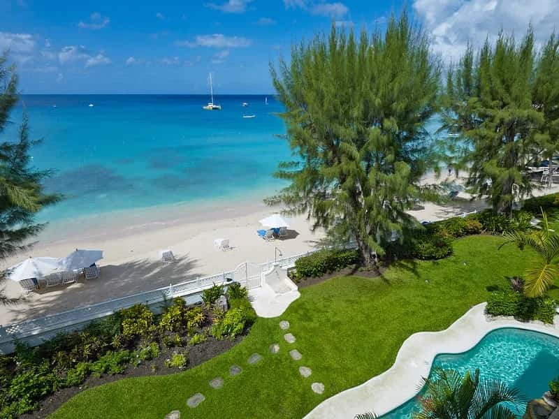 3 Bedroom Beach Holiday Apartment
