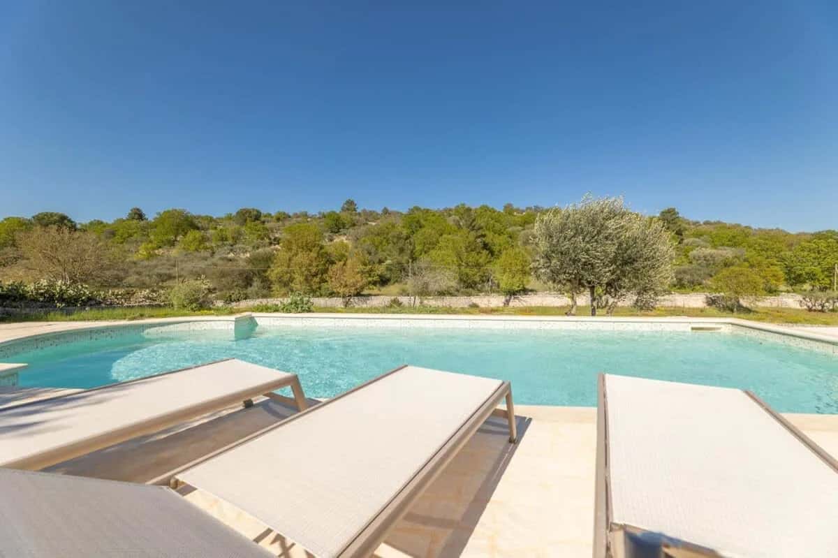 Marinelli Villa with Amazing Architecture