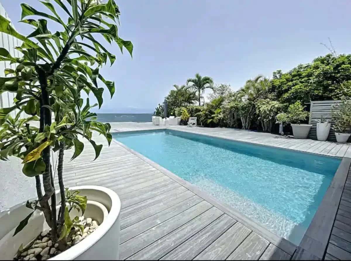 Atemberaubende schicke Villa mit privatem Pool und Jacuzzi