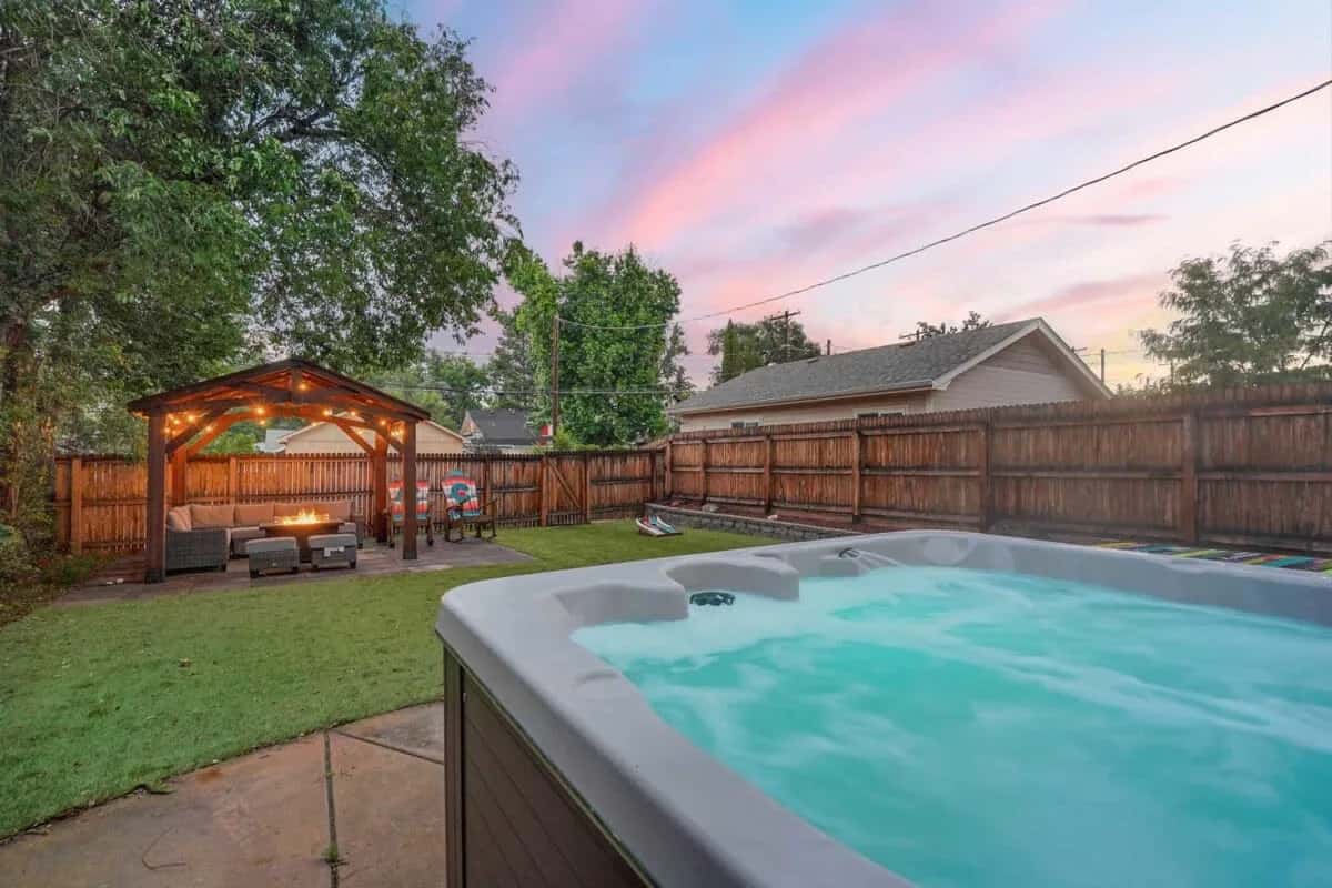 Hot Tub and Firepit Gazebo Pikes Peak Sunset Views