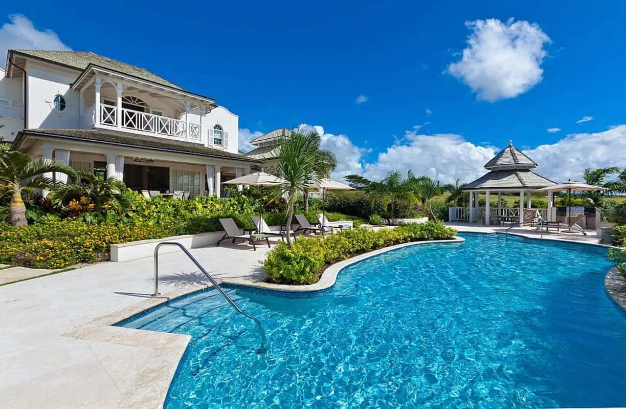 Luxusvilla Barbados mit Blick auf den Golfplatz