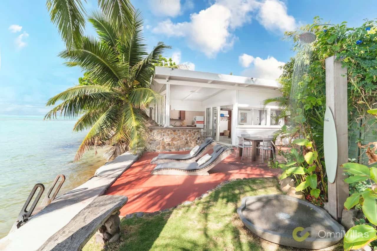 Seaside Serenity: 2BR Oasis on Enchanting Moorea