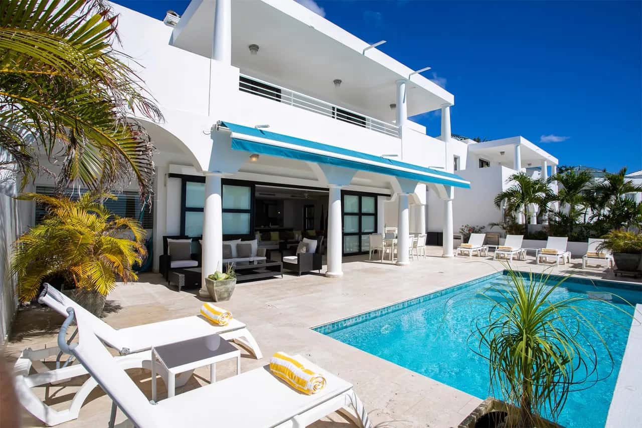 Ultra Luxe 4 Bedroom Villa with Majestic Sea Views