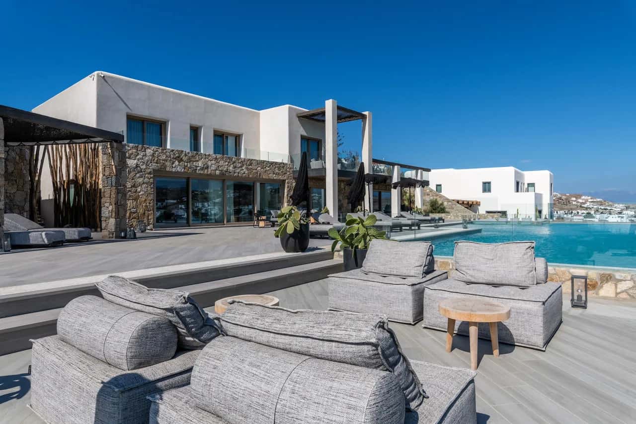 Stunning Villa with Sea Views in Mykonos
