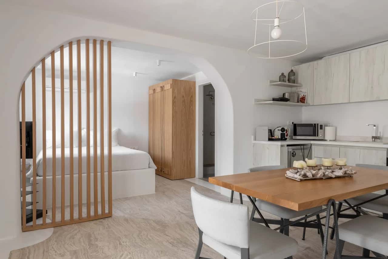 Seaside Stylish Apartment With Ocean View