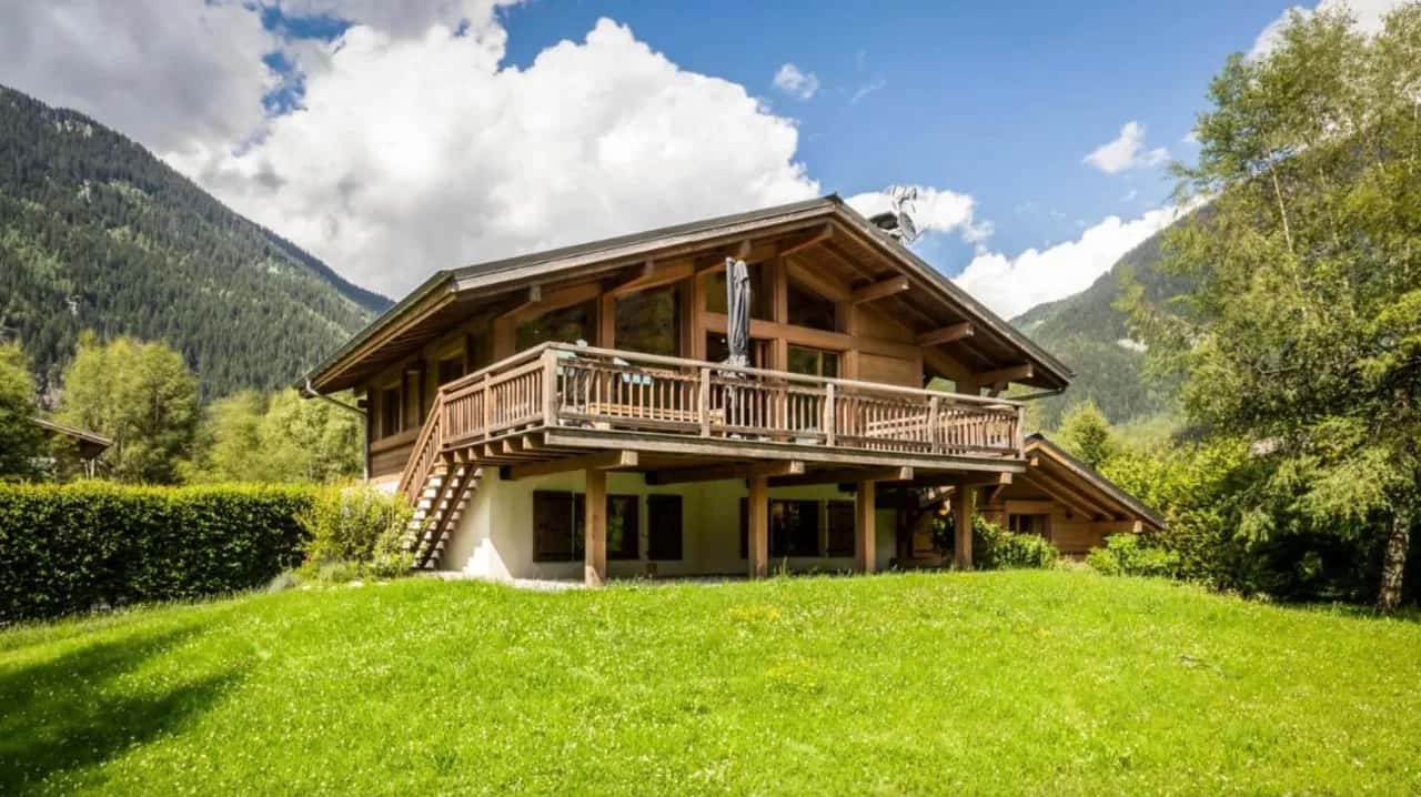 Magnifique Chalet avec Sauna et Vues sur le Mont Blanc