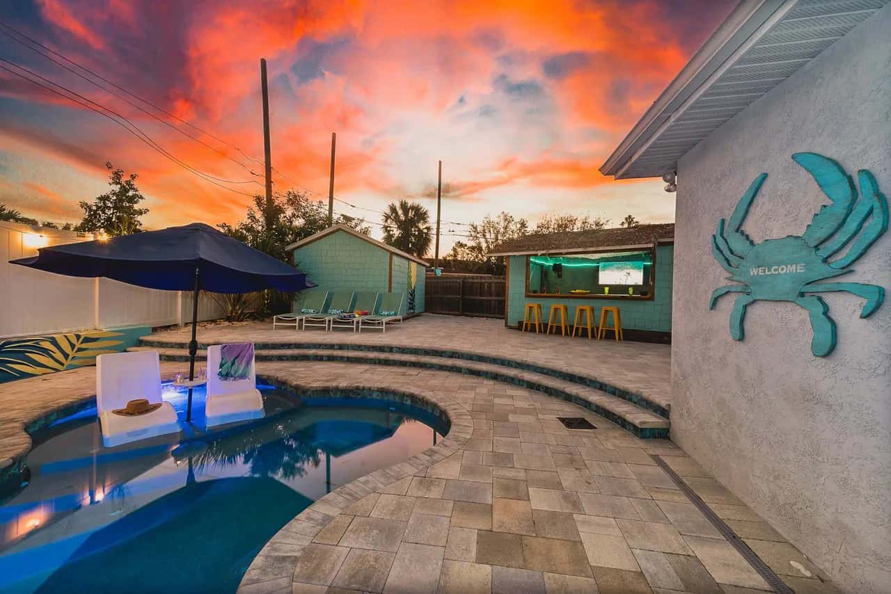 Modern home near St Pete Beach w/ saltwater pool