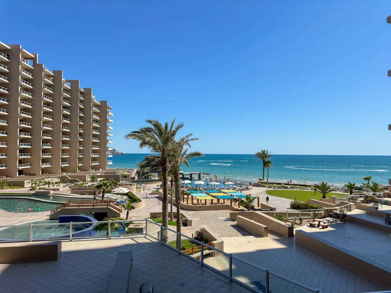 3BR Condo at Iconic Sandy Beach Area!