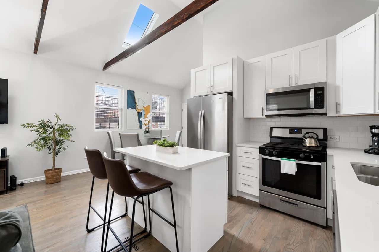 River West 4BD Home Near Fulton Market