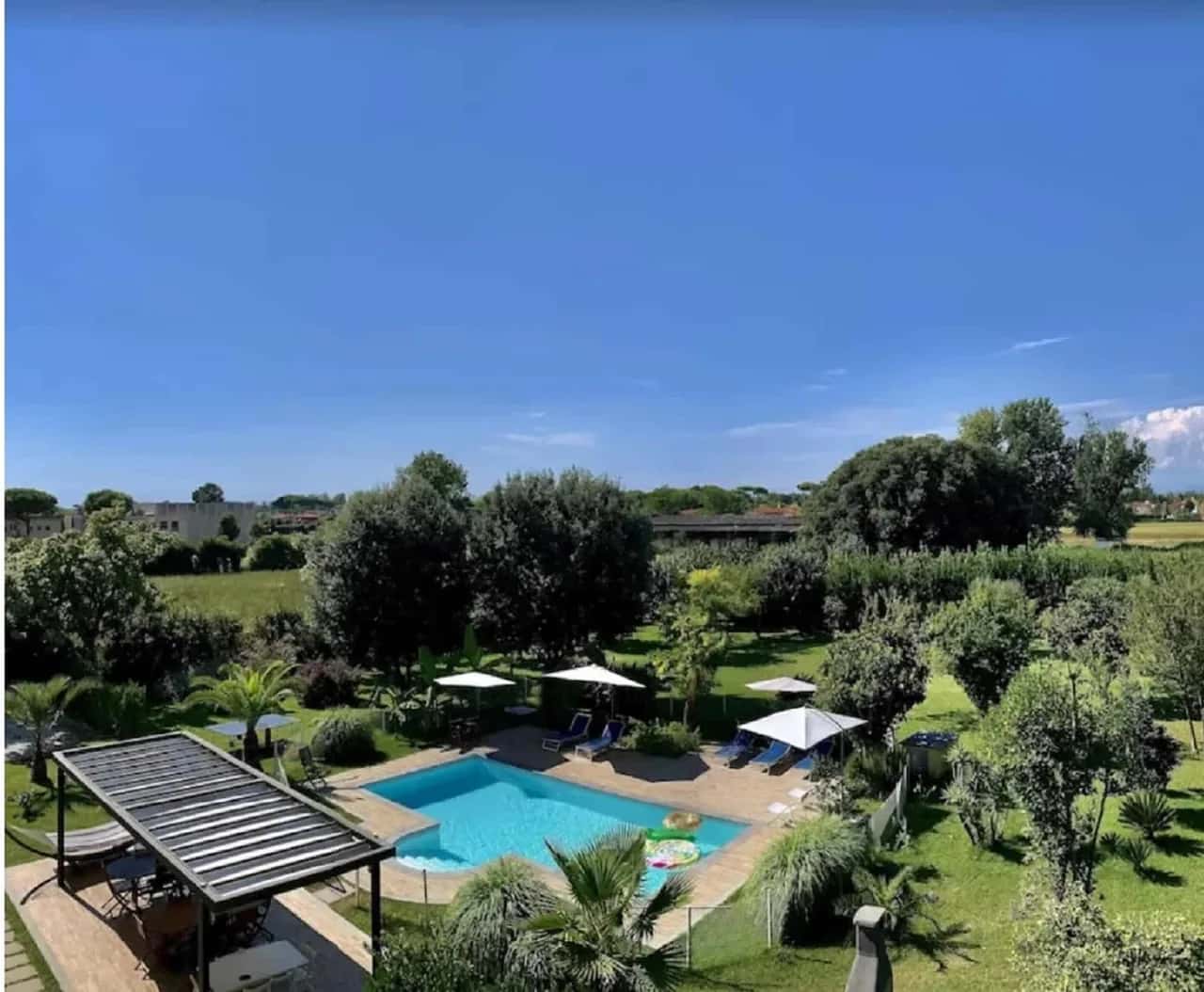Stunning Italian Villa With Great Mountain Views