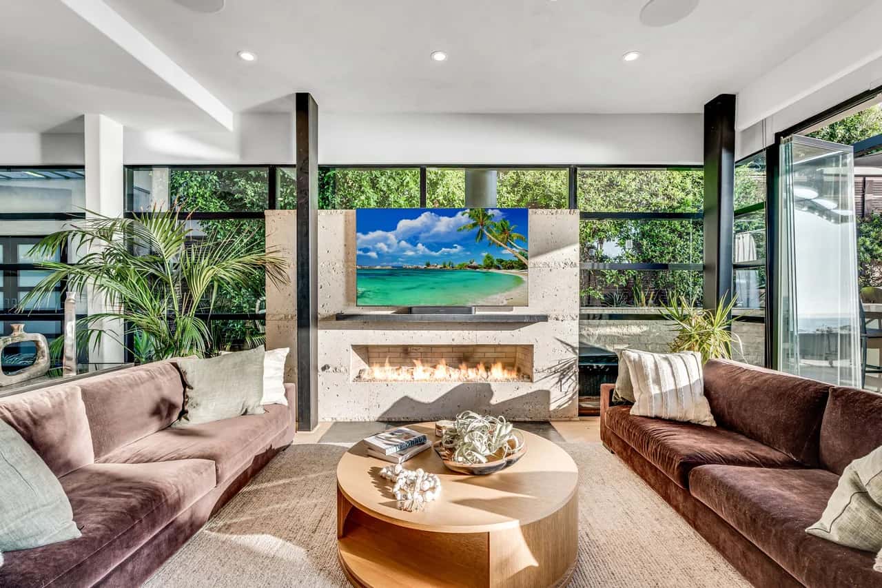 Inviting Encinitas Home With Coastal Vibes