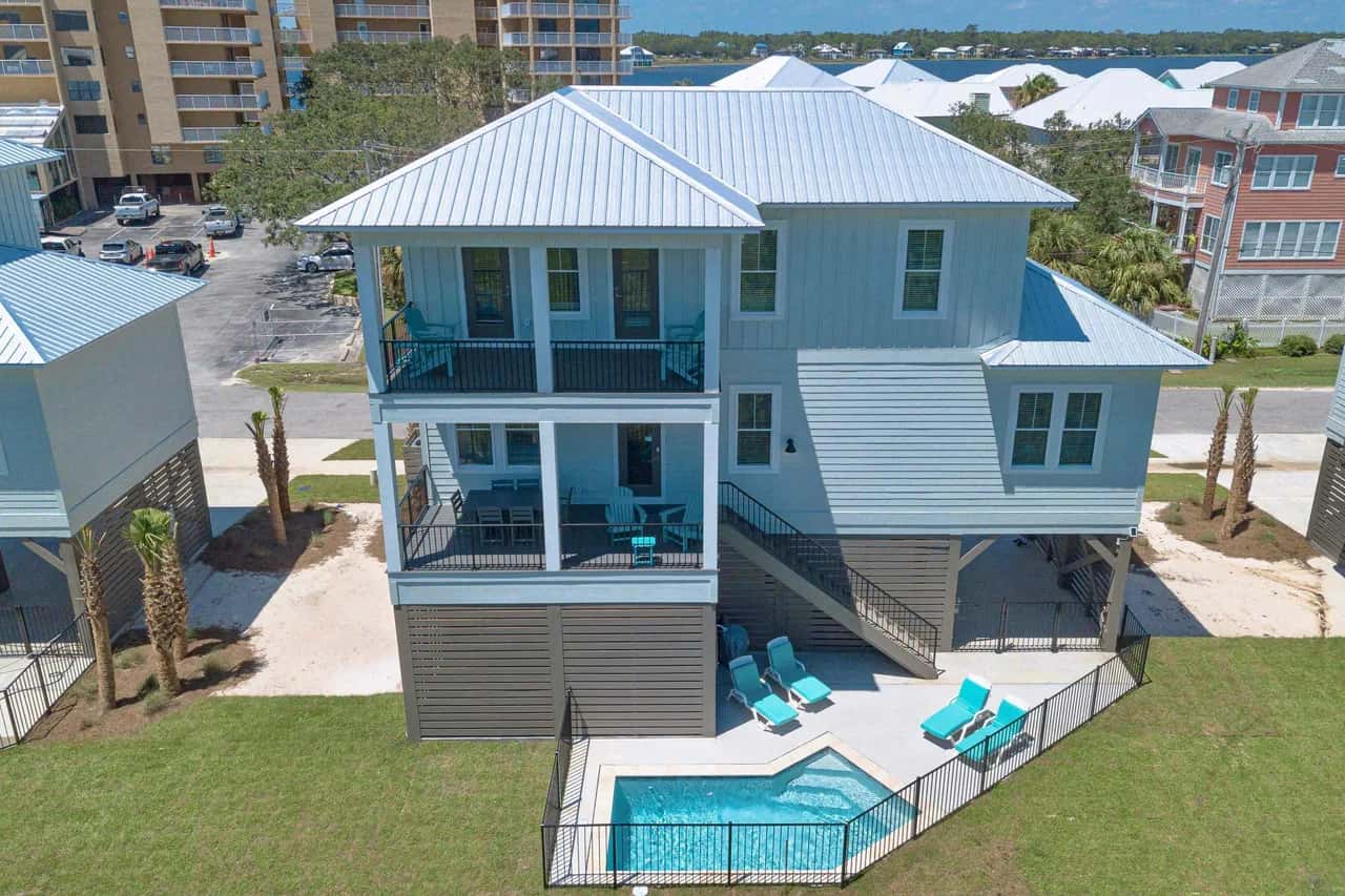 Azure Horizon Beachfront Charm in Gulf Shores