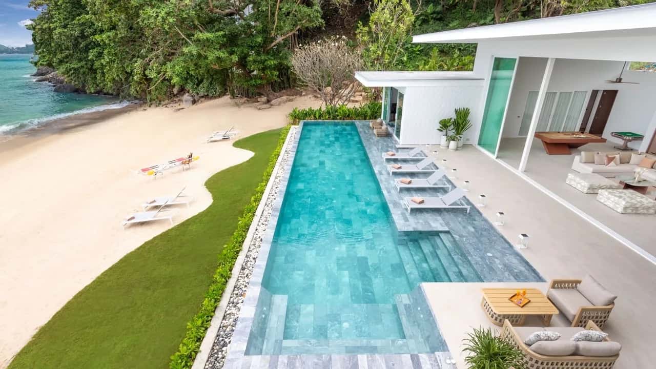 Majestic Beachfront Villa With Sunset Views