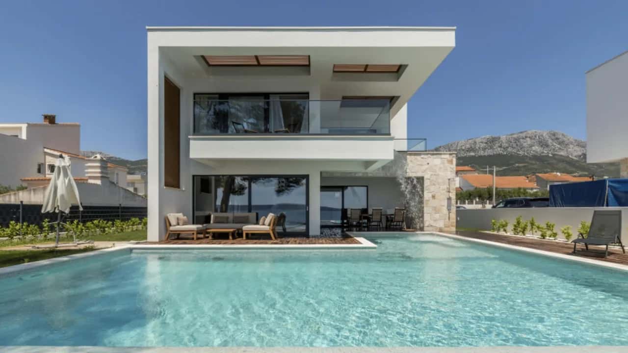Mediterranean Oasis With Modern Touch