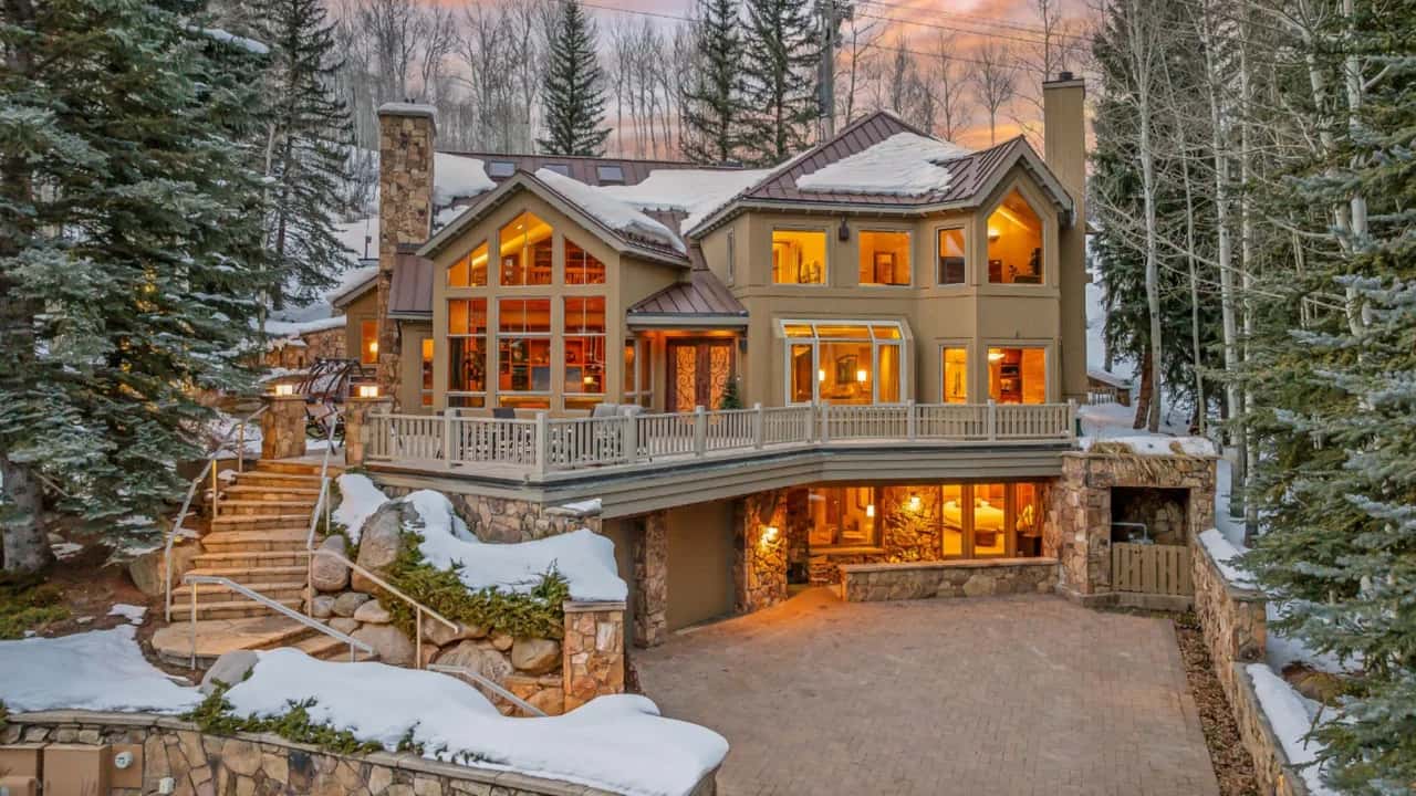 Elegant Mountain Home With Private Hot Tub