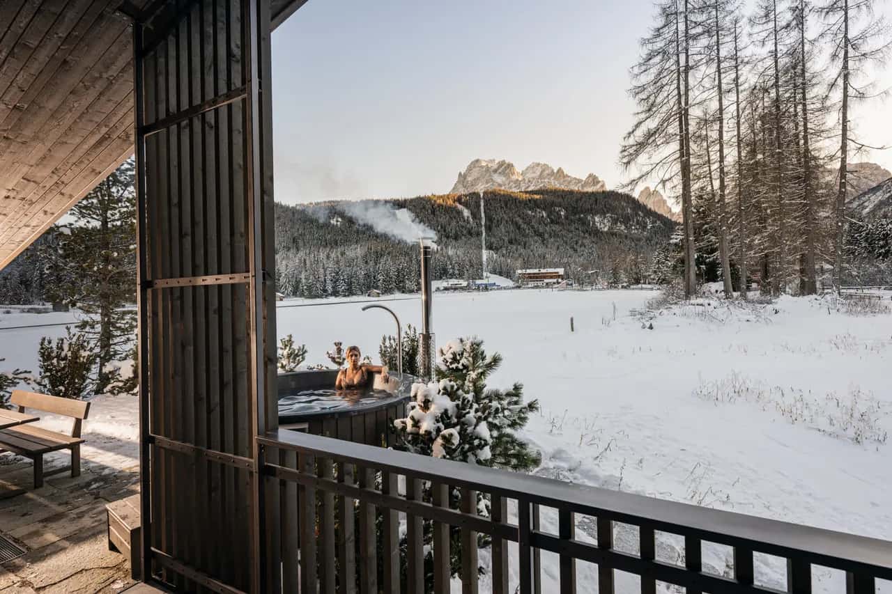 Stunning Chalet With Fun Pool and Sauna