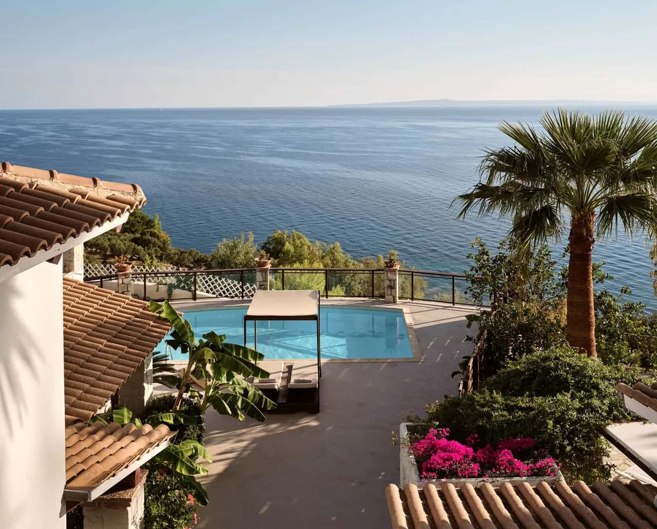 Tranquil Seaside Escape In Vasilikos