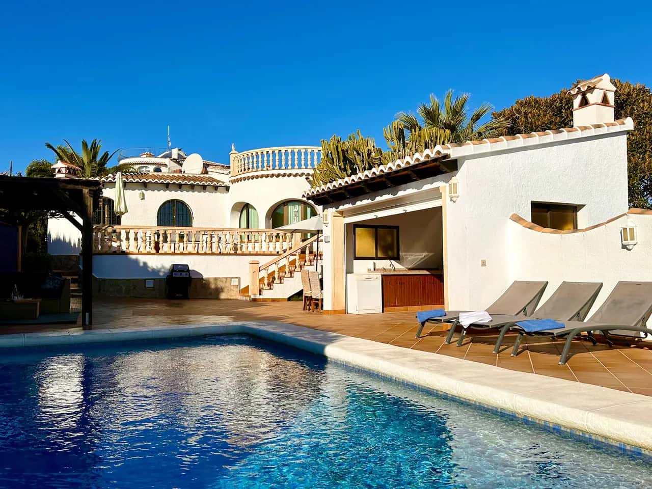 3 bedroom Villa with private pool in Javea