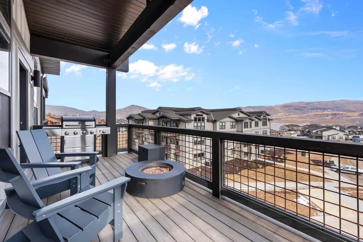 Luxury Deer Valley Ski Condo + Mountain Shuttle