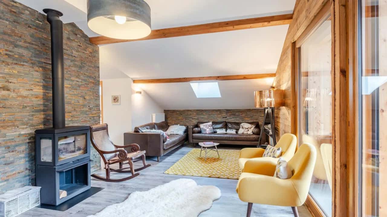 Morzine Escape With Outdoor Terrace