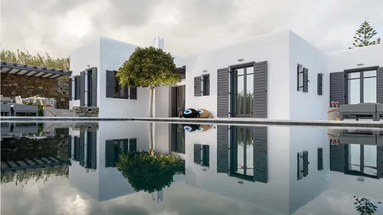Sophisticated Smart Villa Near Beach