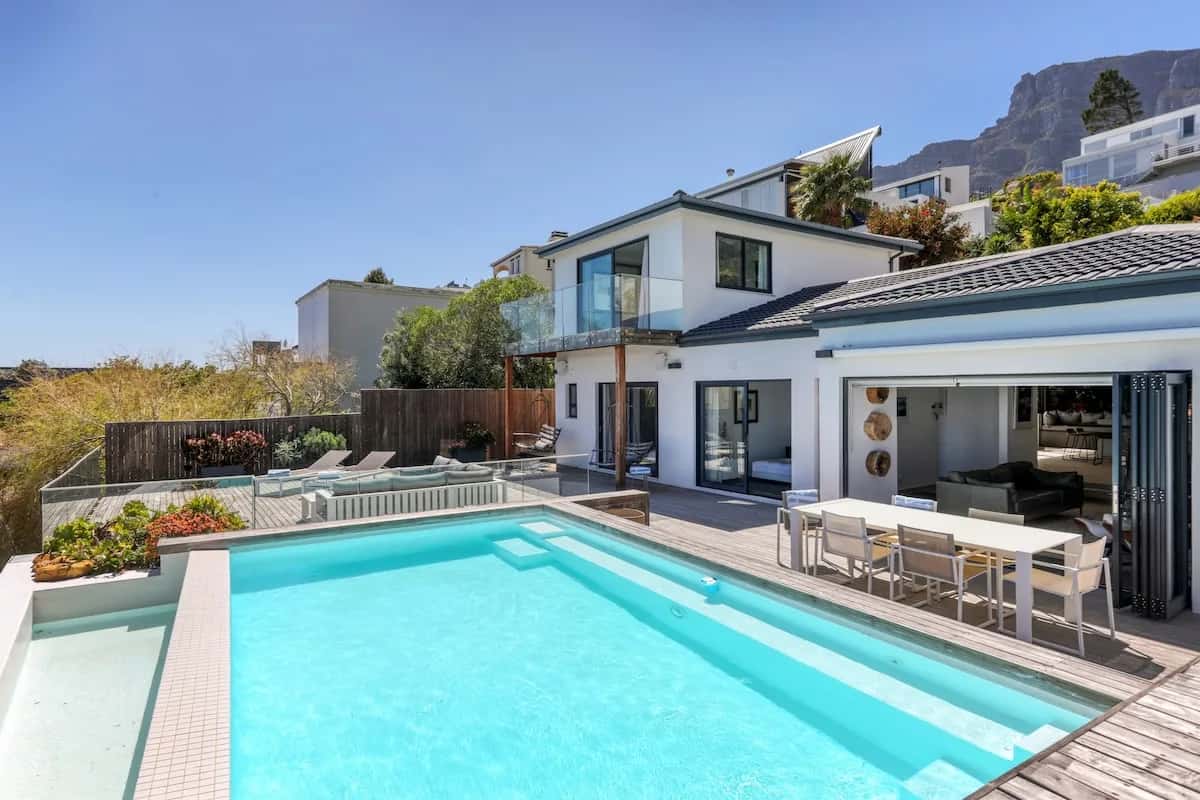 Luxury Villa, Pool, Sea Views, Camps Bay - Ty Gwyn