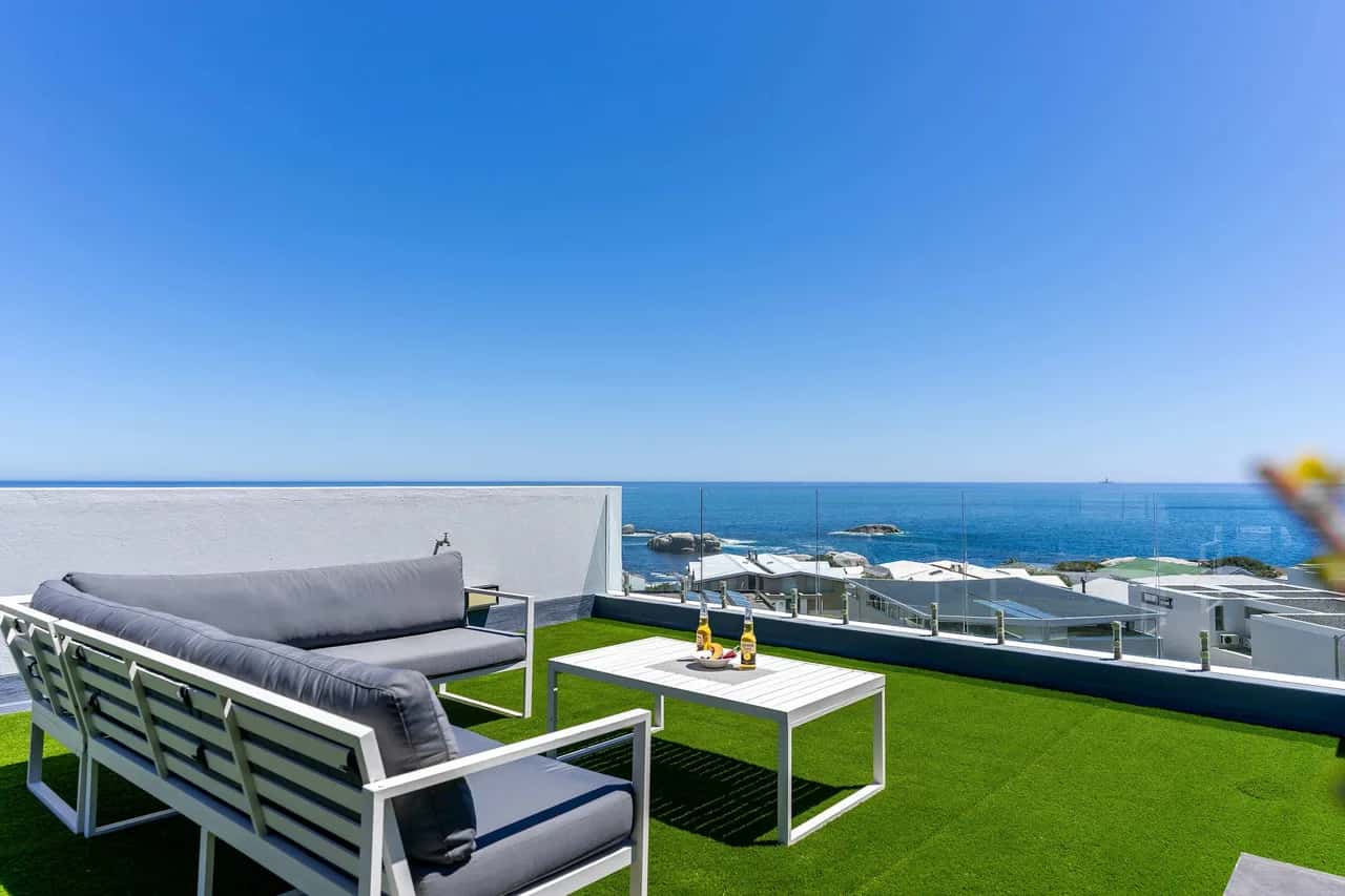 Chic Villa, 150m to Beach, Pool, Roof Deck - Rocha