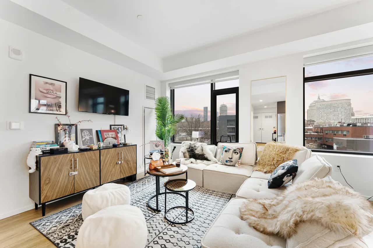 Business-Friendly Two Bedroom Apartment in South End
