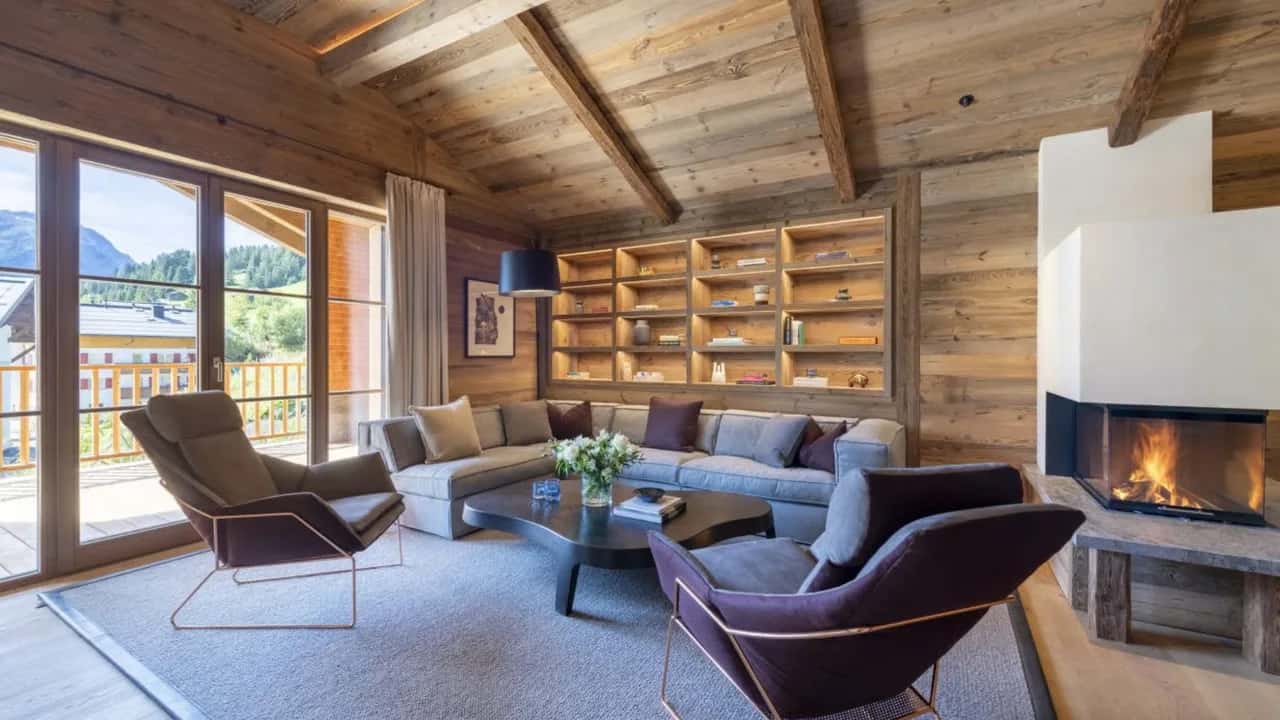Chalet Sophistiqué Près du Centre du Village