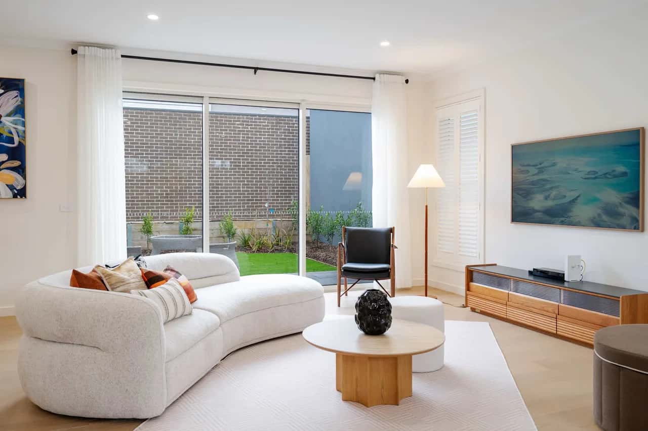 Air-Conditioned Four Bedroom Home in Ashburton, Victoria