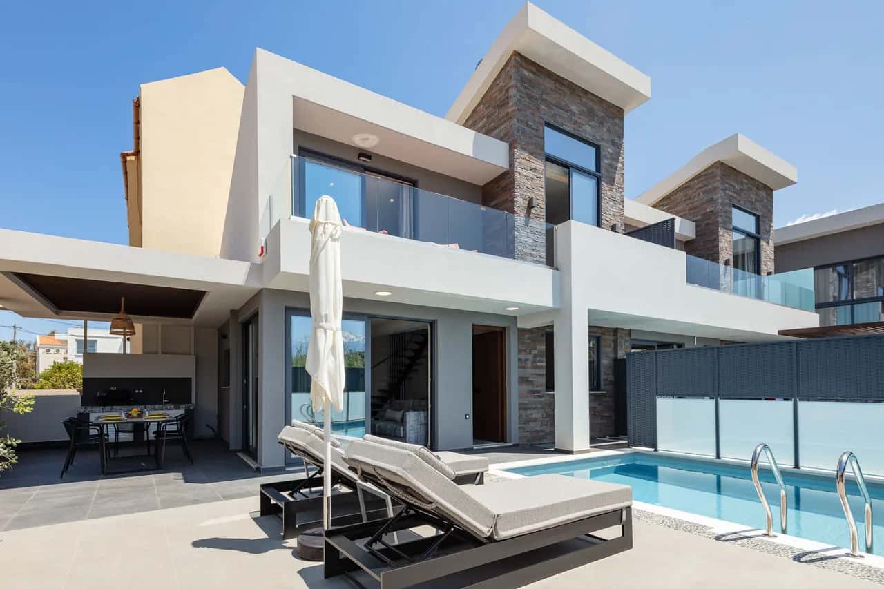 Elegant Villa Stay With Private Pool