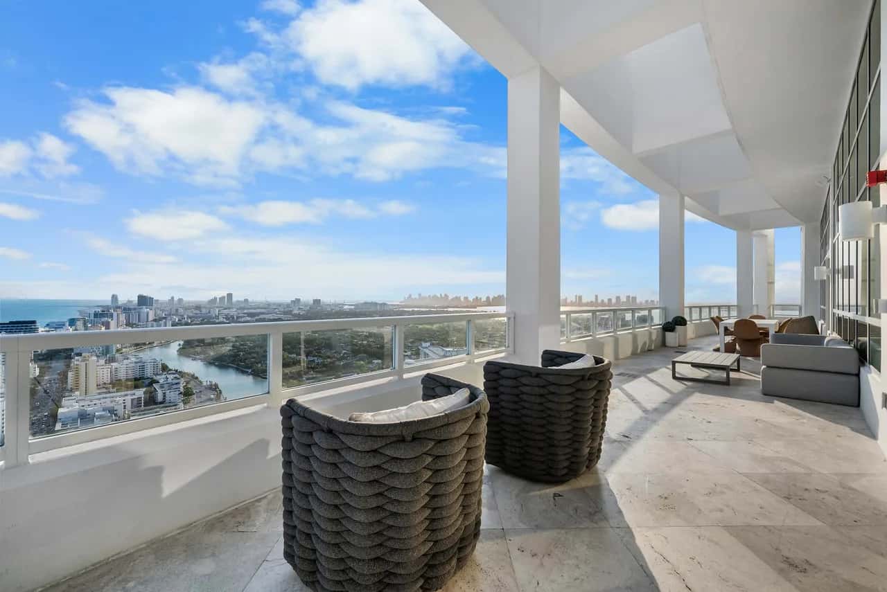 Ocean View Four Bedroom Villa in Miami Beach