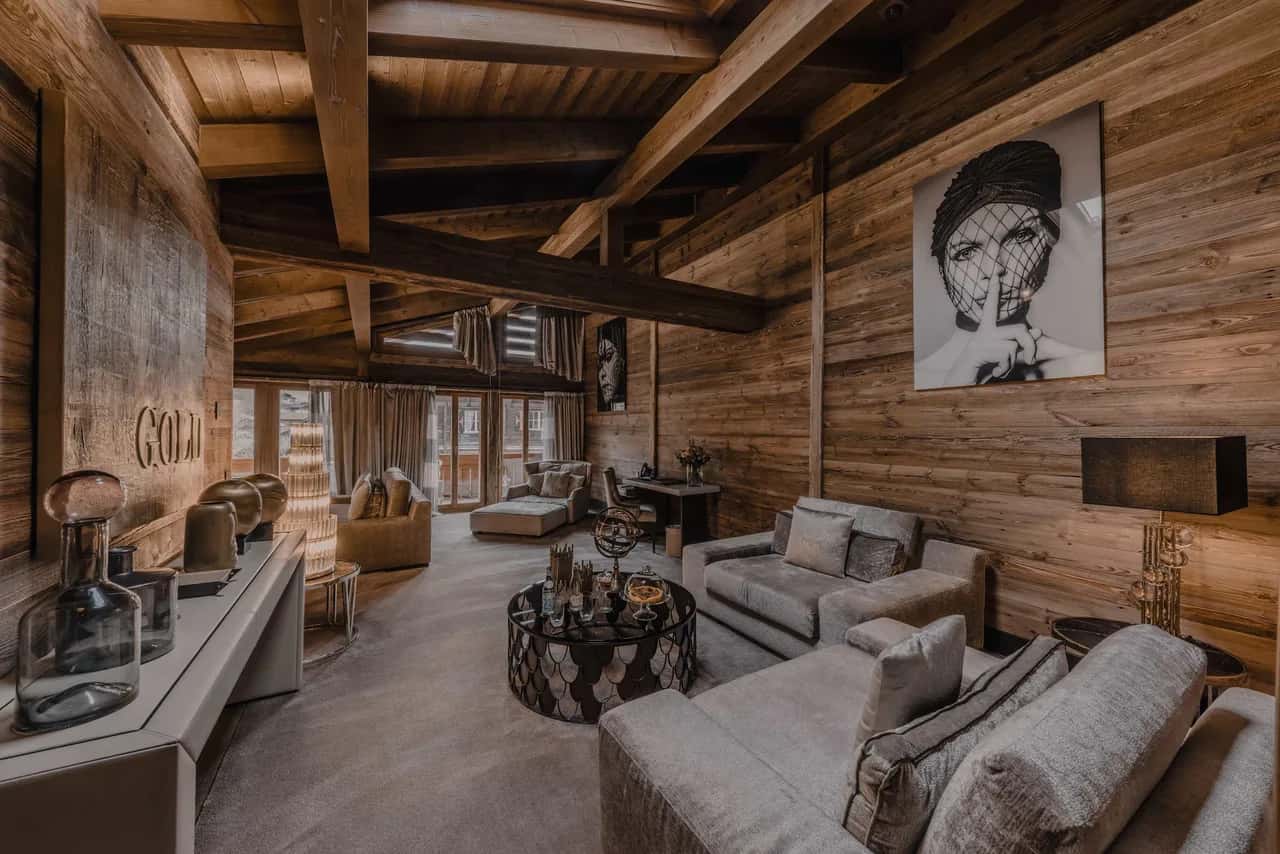 Luxury Suite Overlooking Iconic Bernese Peaks