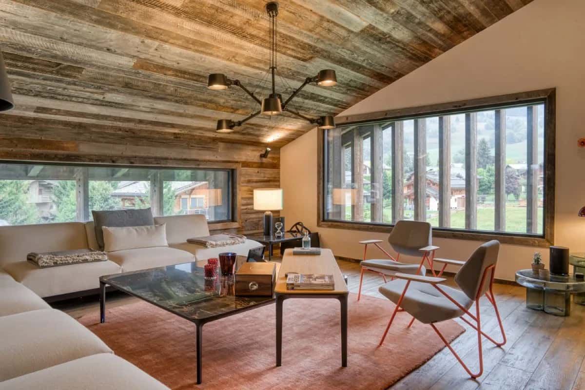 Alpine Comfort Near Jaillet Ski Access