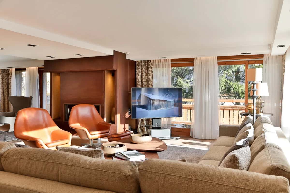 Elegant Seven-Bedroom Chalet In Megève
