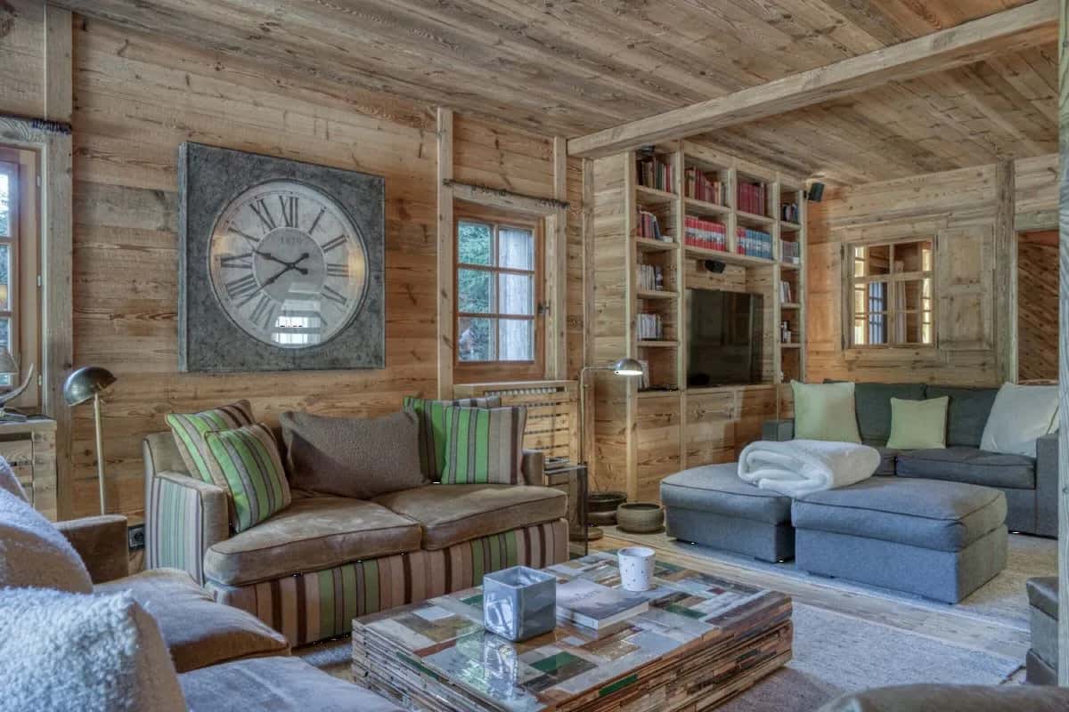 Elegant Chalet with Open Living Space