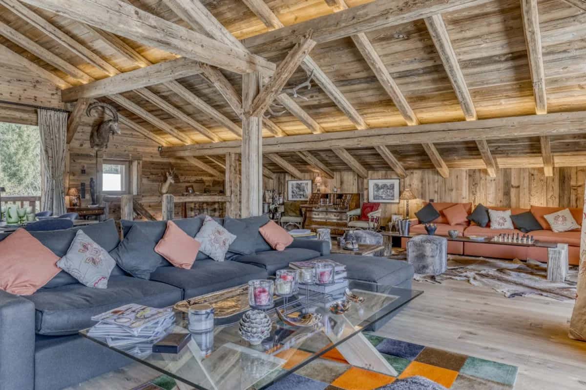 Chalet Reposant Entouré par la Sérénité Montagnarde